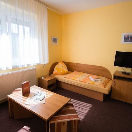Liptovský Mikuláš 艾达旅馆酒店 外观 照片